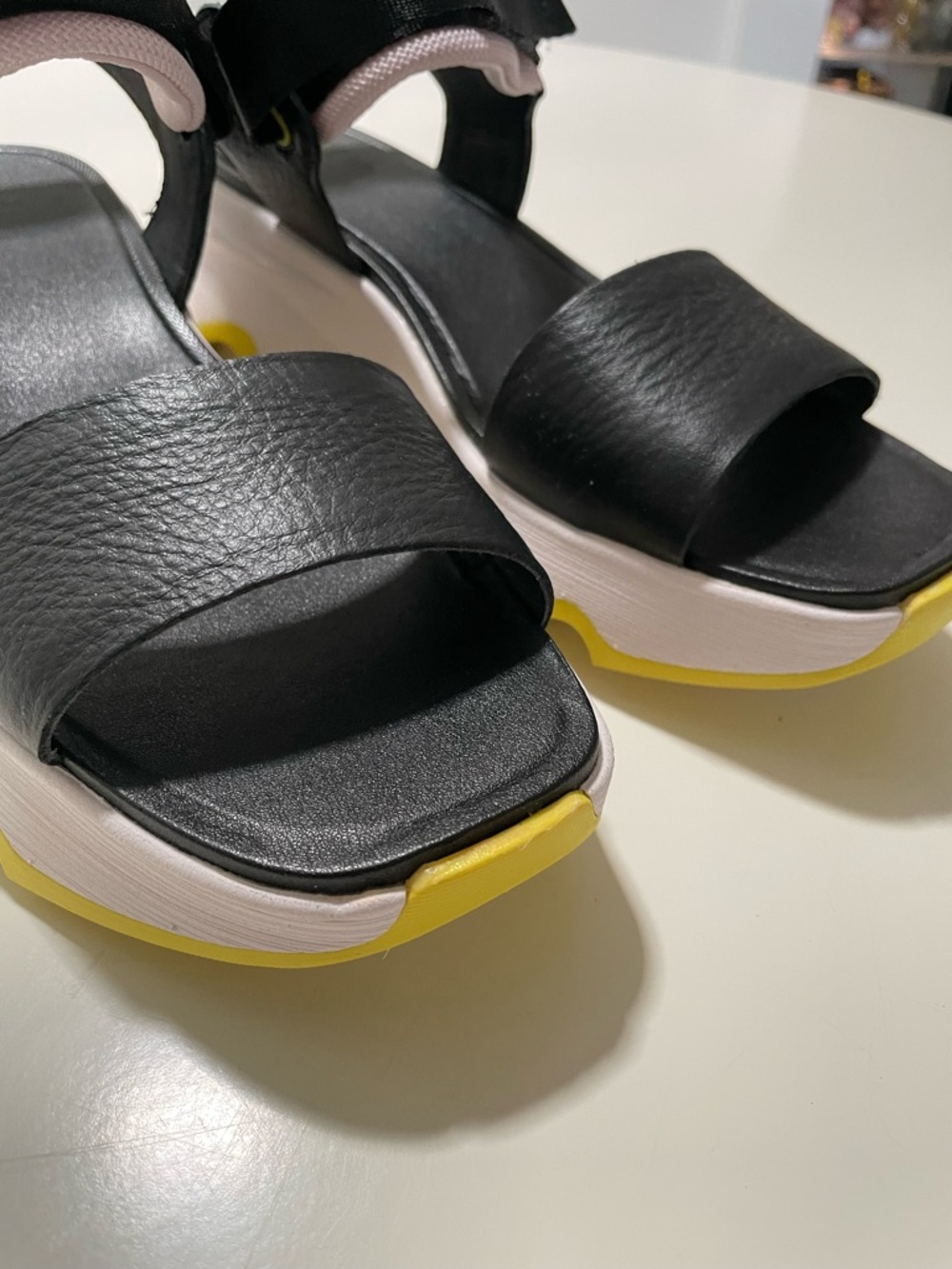 SOREL Women's Kinetic Impact Y
Strap Sandals in black , Sz 8 - Picture 12 of 15